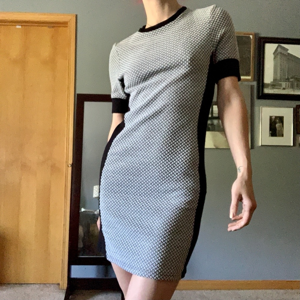 Geometric Knit TOPSHOP Mini - Picture 2 of 5